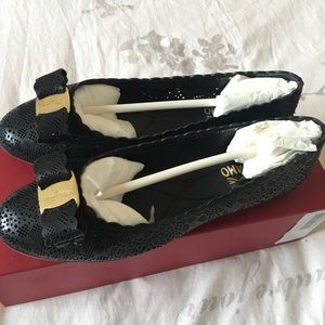 Salvatore Ferragamo Black Varina Flats 8.5